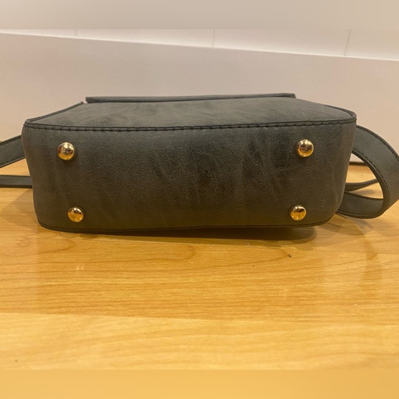 Dark Grey Marble Crossbody Purse - Picture 7 of 12